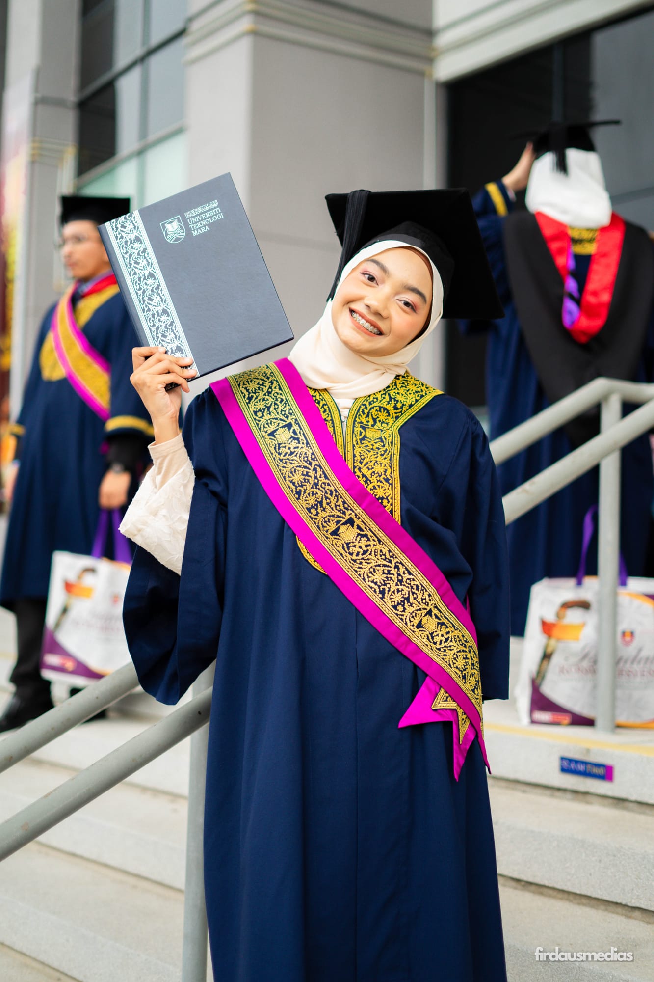 Convocation day portrait by firdausmedias