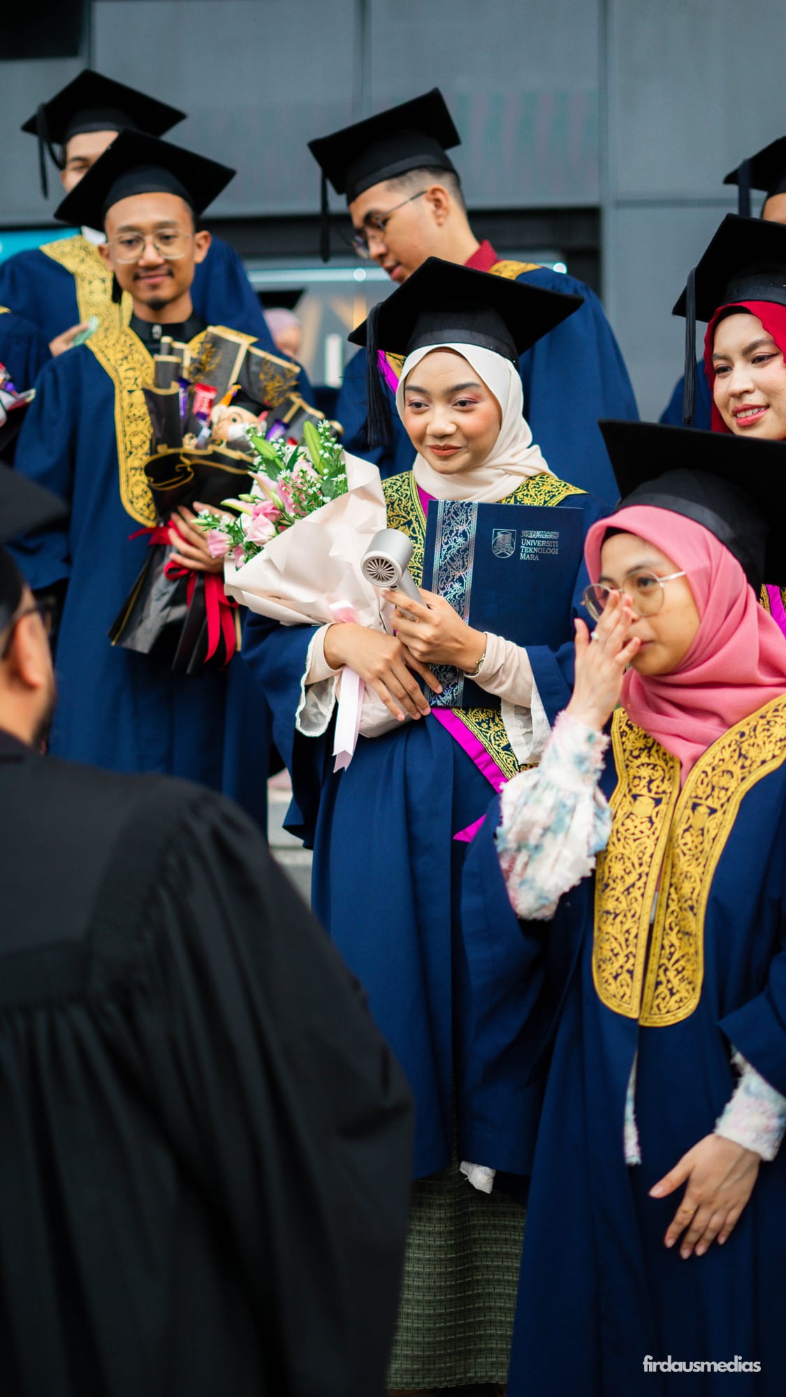 Convocation day portrait by firdausmedias