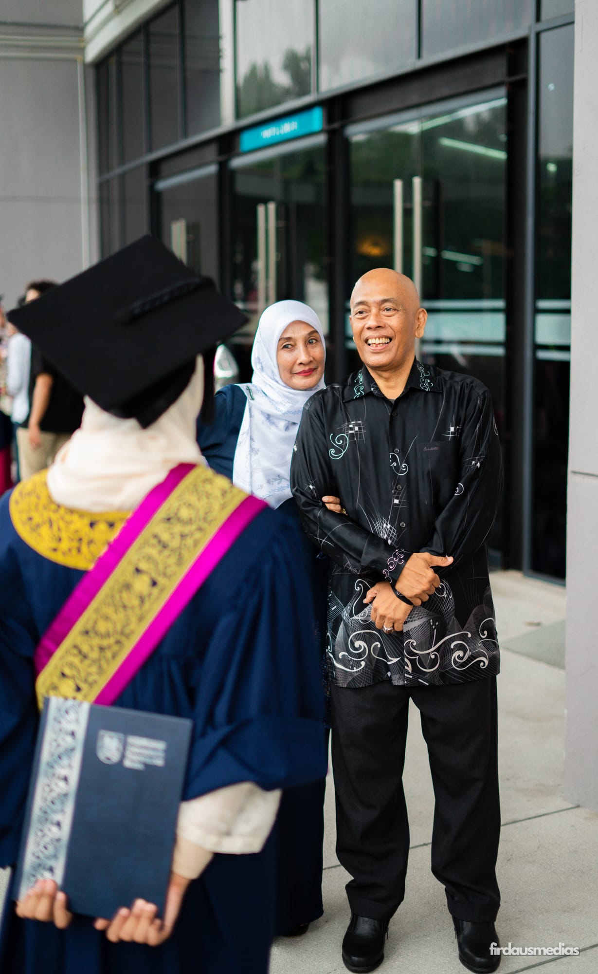 Convocation day portrait by firdausmedias